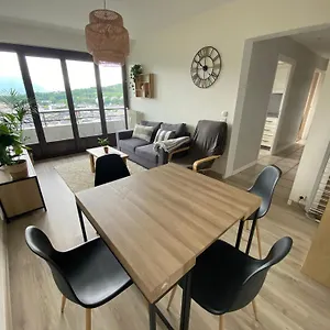 Appartement T2 Centre Avec Vue Imprenable, Chambéry